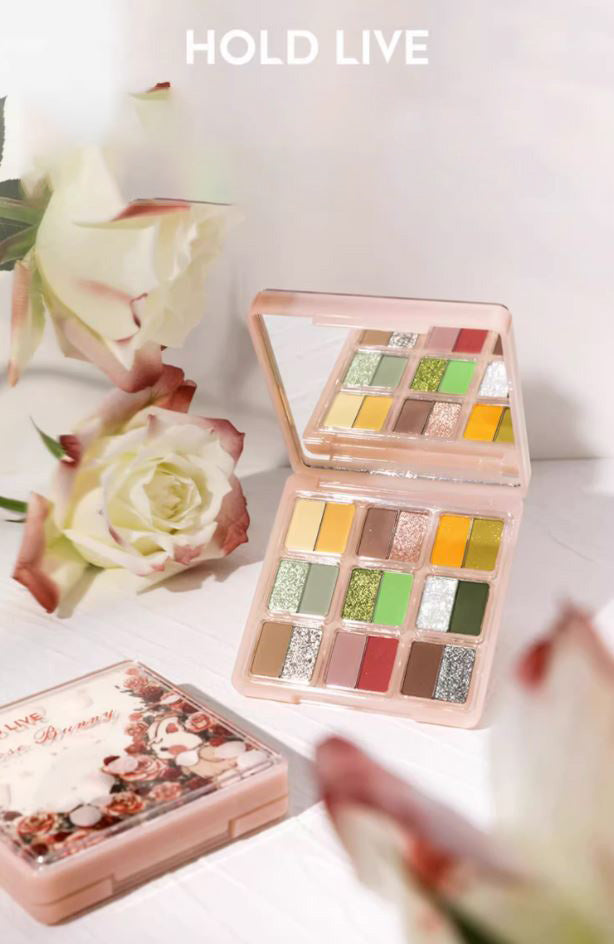 HOLDLIVE Sweet Garden 18 Shades Eyeshadow 兔兔甜心花园眼影盘18色珠哑光向云端眼影蓝粉跳色玩妆