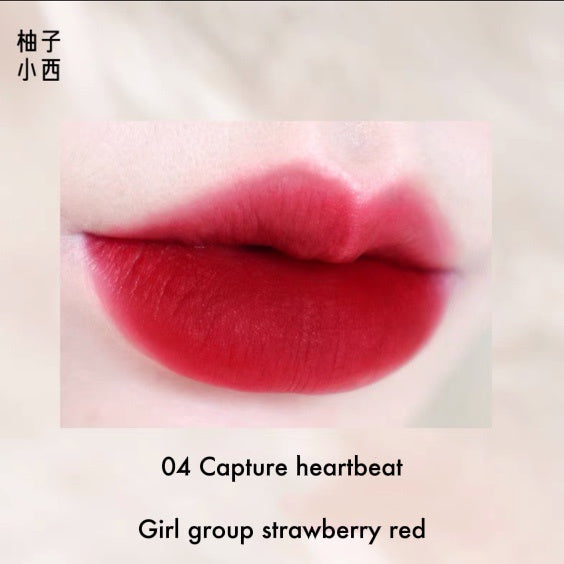 CC SHEER Thick Mud Bobo Solid Lip Mud Lip Glaze CC SHEER 柚子小西厚泥啵啵固体唇泥