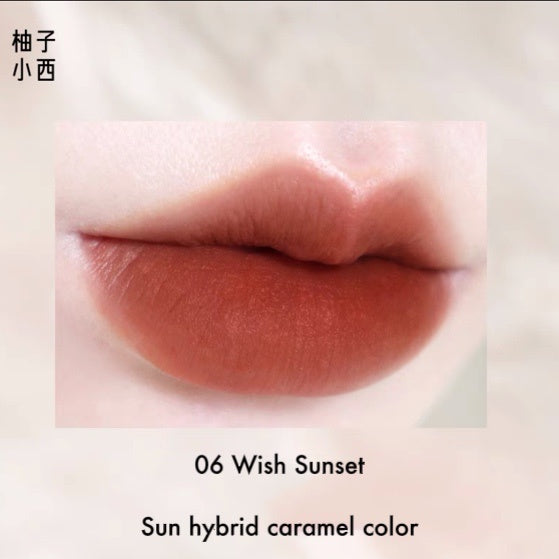 CC SHEER Thick Mud Bobo Solid Lip Mud Lip Glaze CC SHEER 柚子小西厚泥啵啵固体唇泥