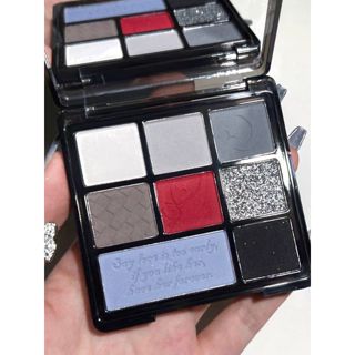 HOLD LIVE Dark Night Eyeshadow Palette Holdlive 暗夜萌猫眼影盘